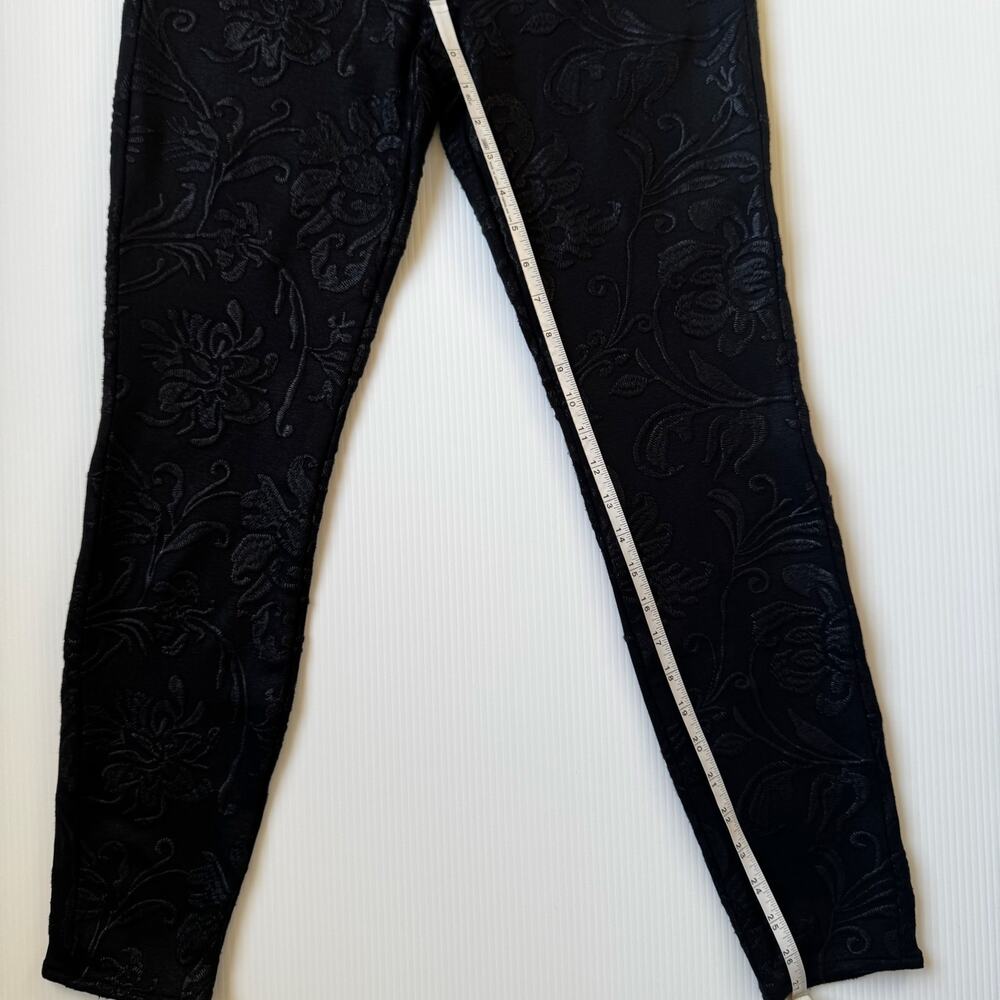 7 For All Mankind Gwenevere Black Floral Embroidered Jeans Pants Sz 29 Coquette - Picture 6 of 15